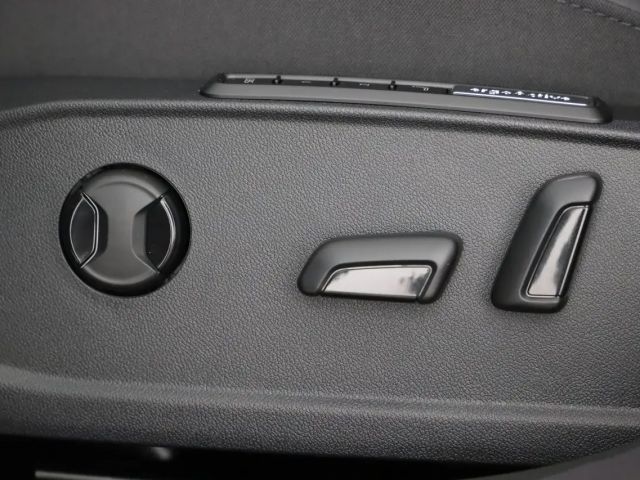 Volkswagen Golf Business DSG Variant