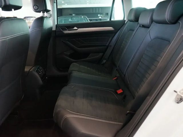 Volkswagen Passat 2.0 TDI R-Line Variant