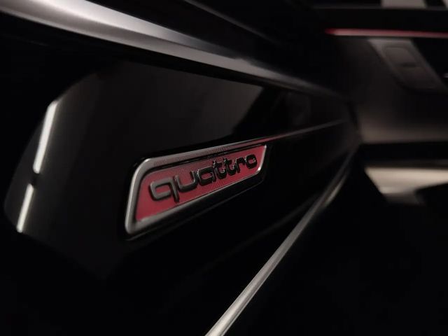 Audi S6 Avant Quattro