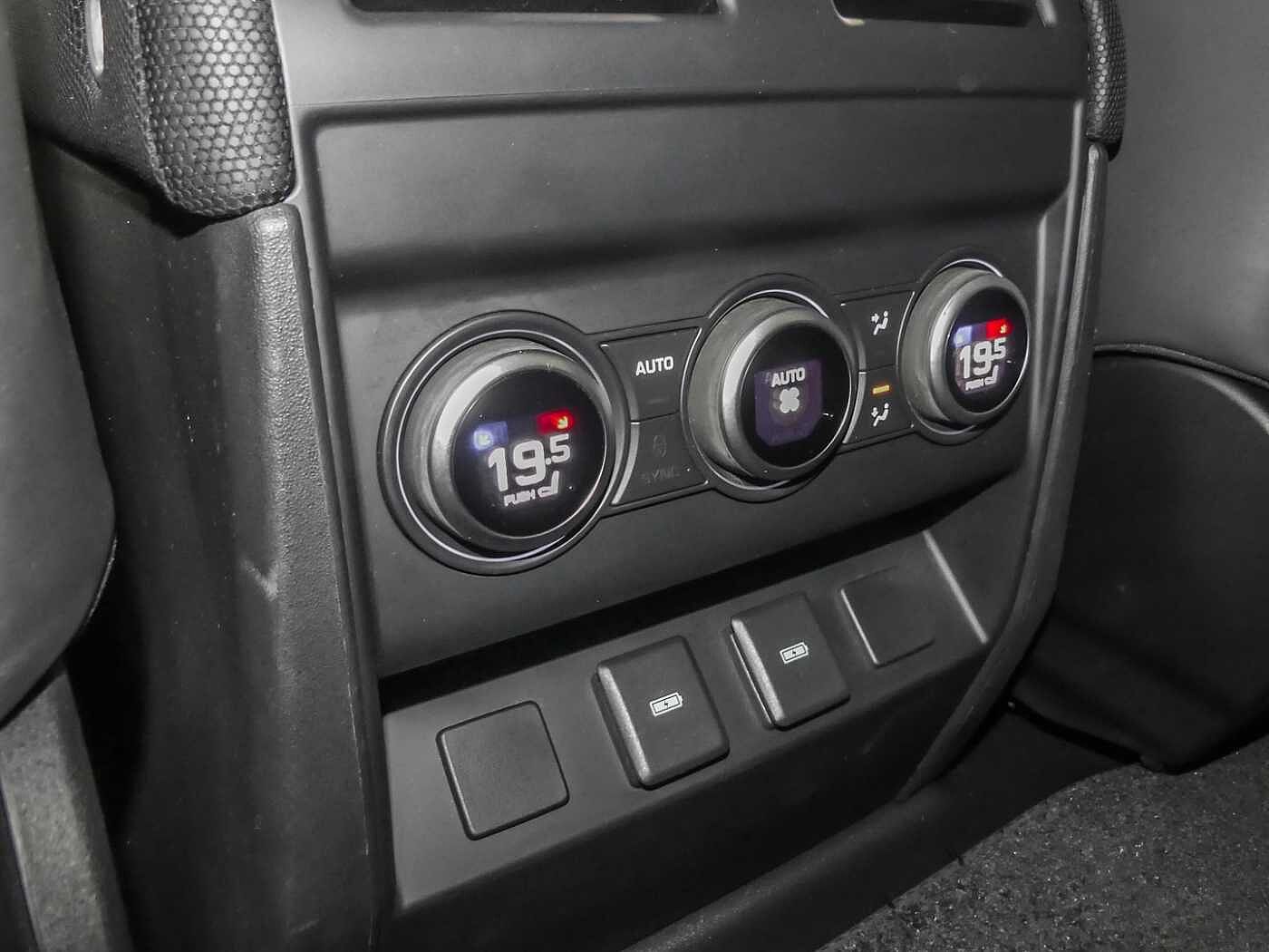 Land Rover Defender 90