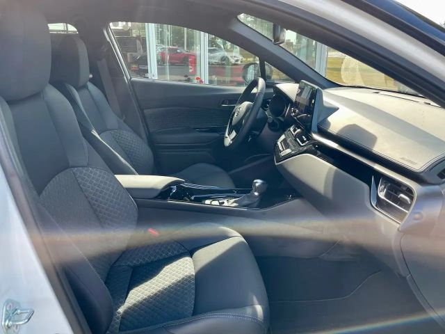 Toyota C-HR Hybride Team D