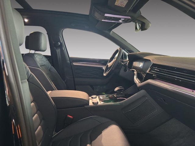 Volkswagen Touareg 4Motion R-Line