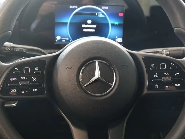 Mercedes-Benz A 200 A 200 Automatik +Navi+PDC+SHZ+Carplay+Android+Temp