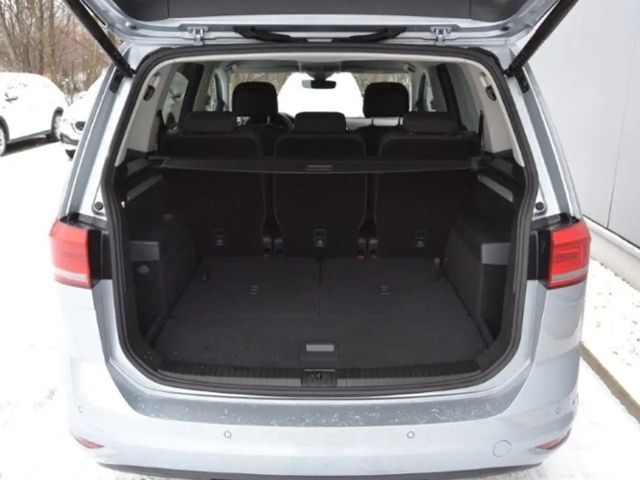 Volkswagen Touran 1.5 TSI DSG IQ.Drive Move