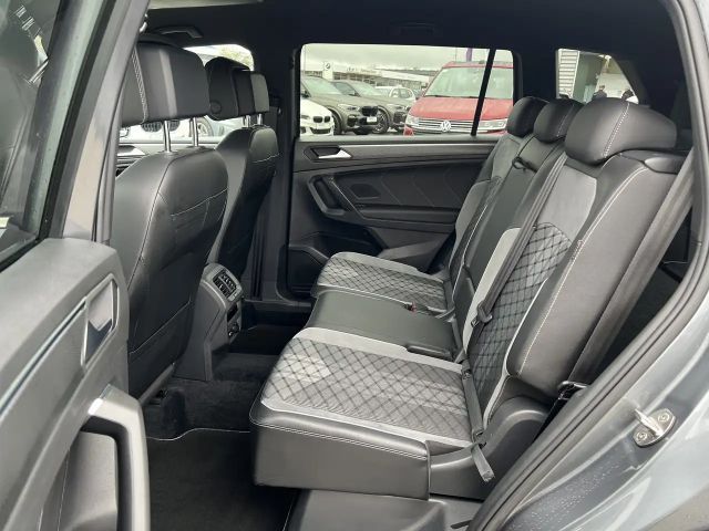 Volkswagen Tiguan 4Motion R-Line