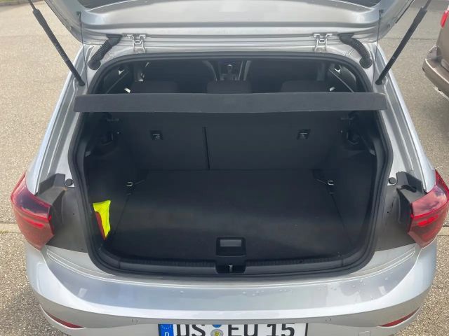 Volkswagen Polo DSG R-Line