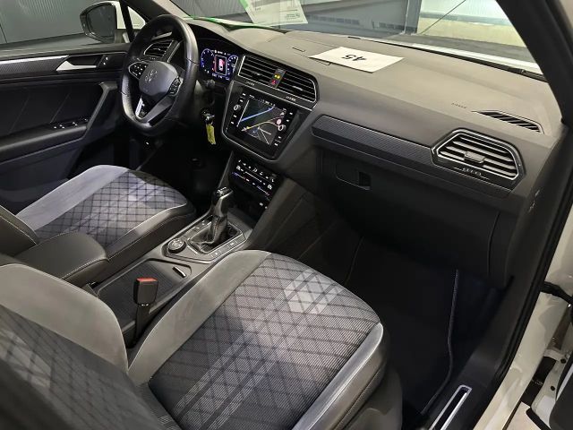 Volkswagen Tiguan 4Motion IQ.Drive R-Line