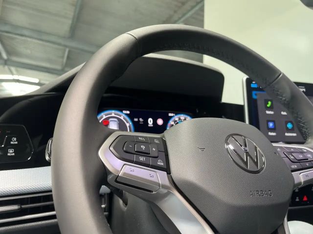 Volkswagen Golf 1.5 TSI