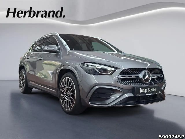 Mercedes-Benz GLA 220 4MATIC AMG Line