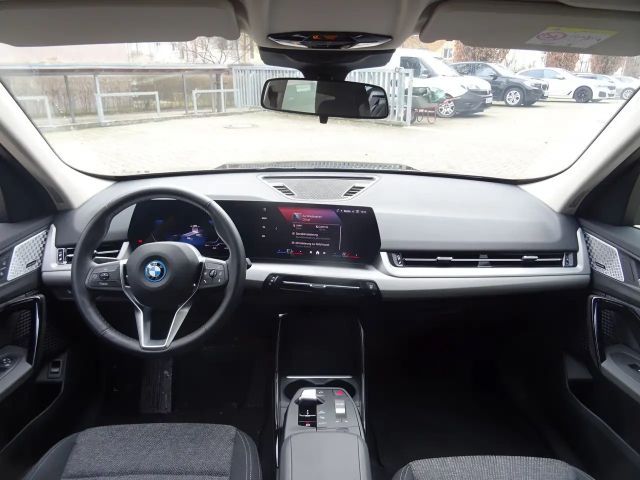 BMW iX1 xDrive30
