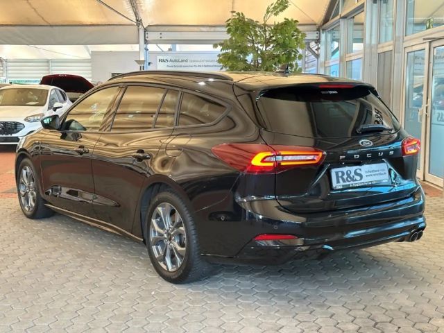 Ford Focus ST Line Wagon