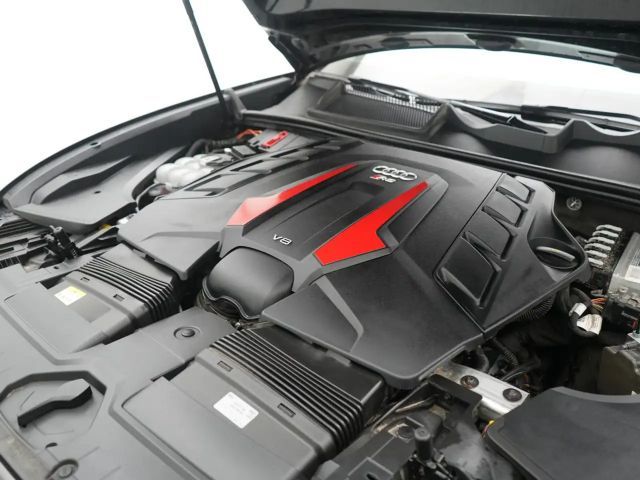 Audi RS Q8 305KMH LUFT STANDHZ CARBON AHK PANO RAU