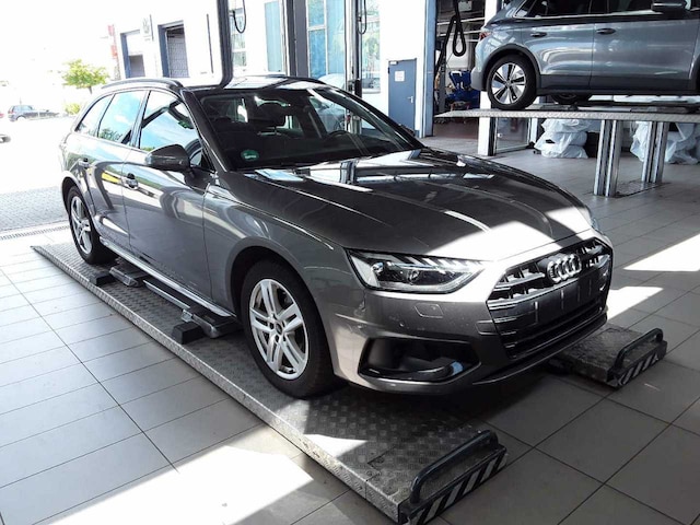Audi A4 Avant S-Tronic