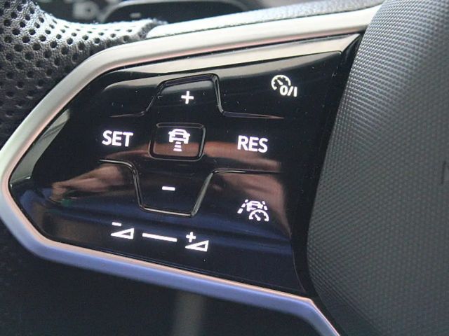 Volkswagen Touareg 4Motion R-Line