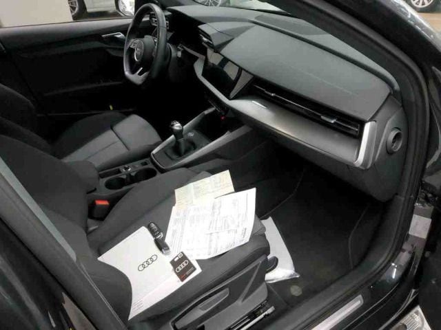 Audi A3 30 TFSI Sedan