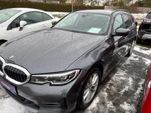 BMW 330 330d Advantage pakket xDrive