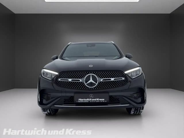 Mercedes-Benz GLC 300 4MATIC AMG Line
