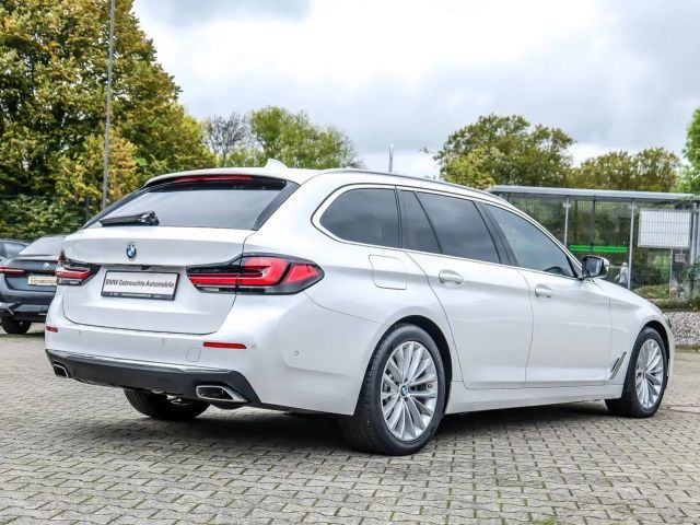 BMW 540 540d Luxury Line Touring xDrive