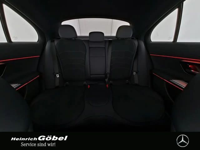 Mercedes-Benz E 200 AMG Line Sedan