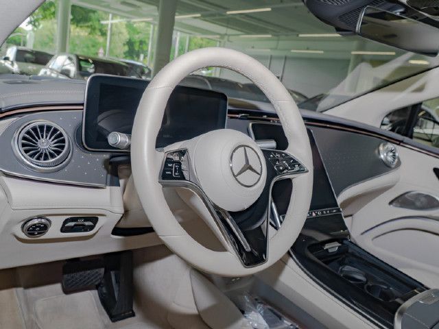 Mercedes-Benz EQS 450 Sedan