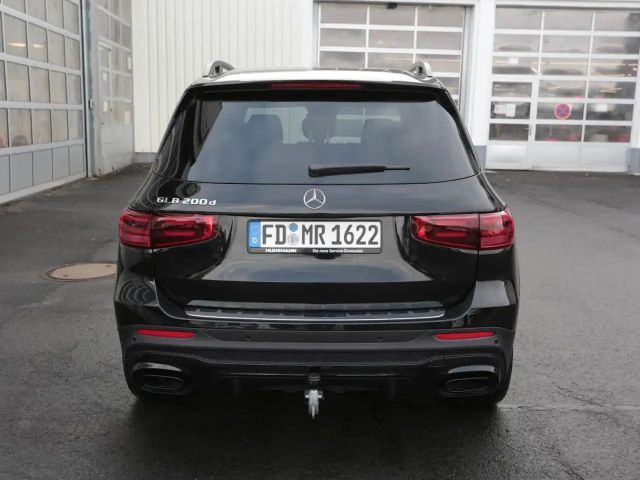 Mercedes-Benz GLB 200 AMG Line GLB 200 d