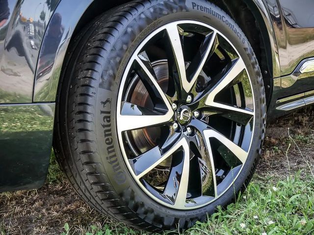 Volvo XC90 AWD Bright Plus Recharge