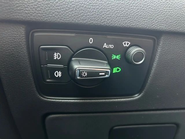 Volkswagen Passat Elegance Elegance Variant