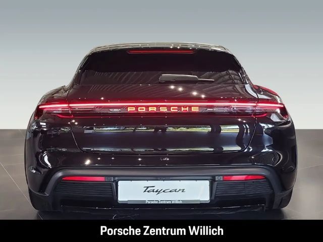Porsche Taycan 4 Cross Turismo