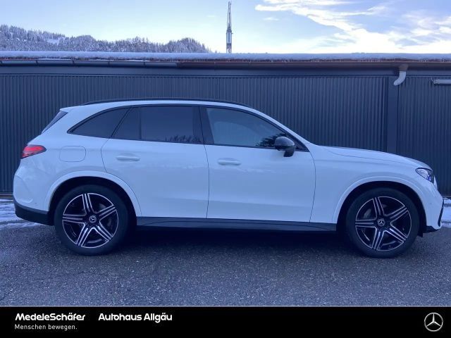 Mercedes-Benz GLC 220 4MATIC AMG Line GLC 220 d