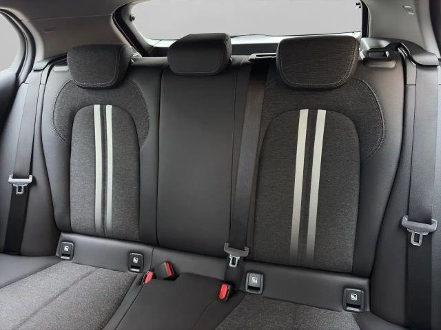 BMW 120 120d Sedan xDrive