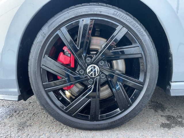 Volkswagen Golf 2.0 TSI DSG Golf VIII