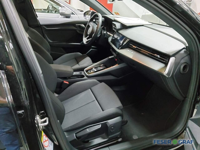 Audi A3 30 TDI S-Tronic Sedan