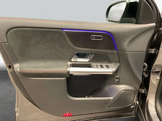 Mercedes-Benz GLA 180 GLA