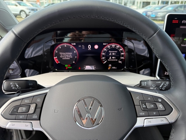 Volkswagen Golf 1.5 eTSI DSG Golf VIII