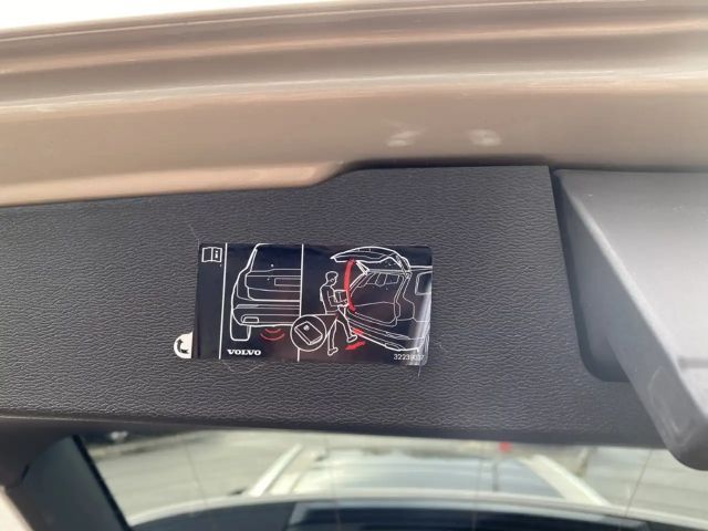 Volvo V60 Cross Country AWD Ultimate