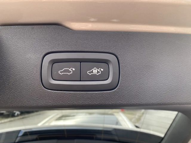 Volvo V60 Cross Country AWD Ultimate