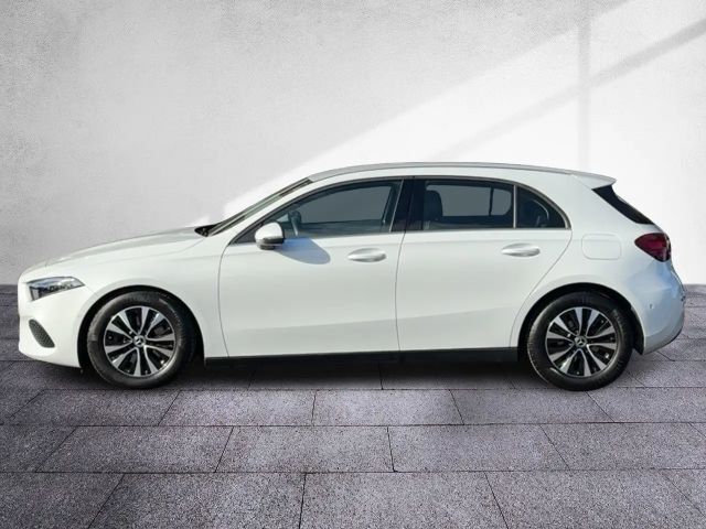 Mercedes-Benz A 180 A 180 d Hatchback