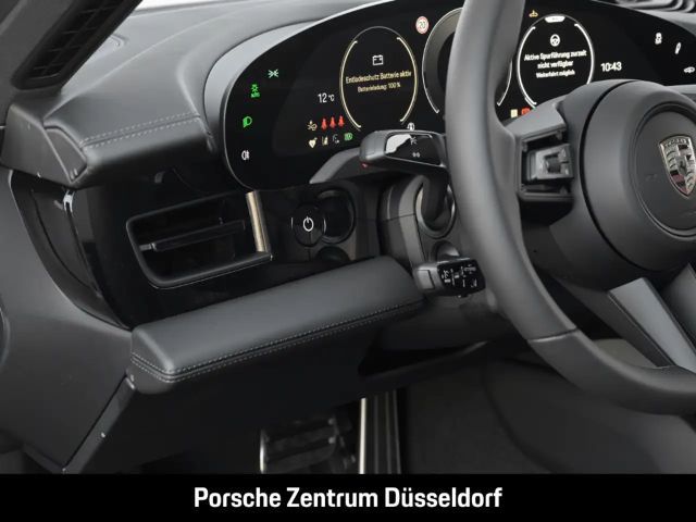 Porsche Taycan 4S Cross Turismo