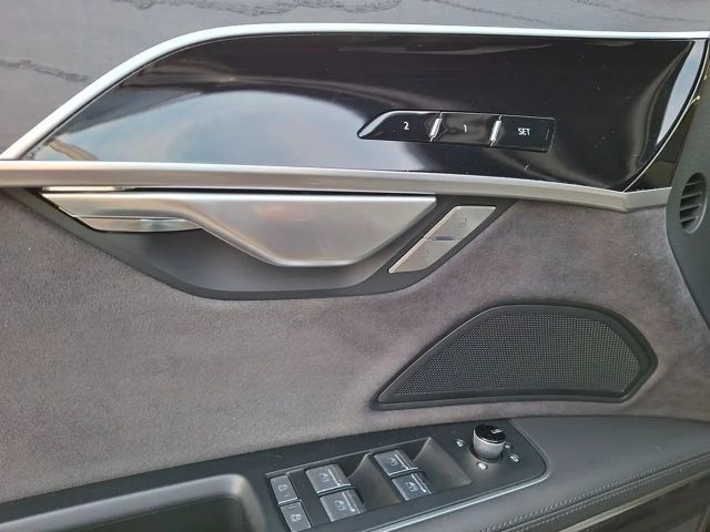 Audi A8 60 TFSI Hybride Lang Quattro