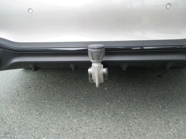 Mercedes-Benz C 300 4MATIC AMG Line Sedan