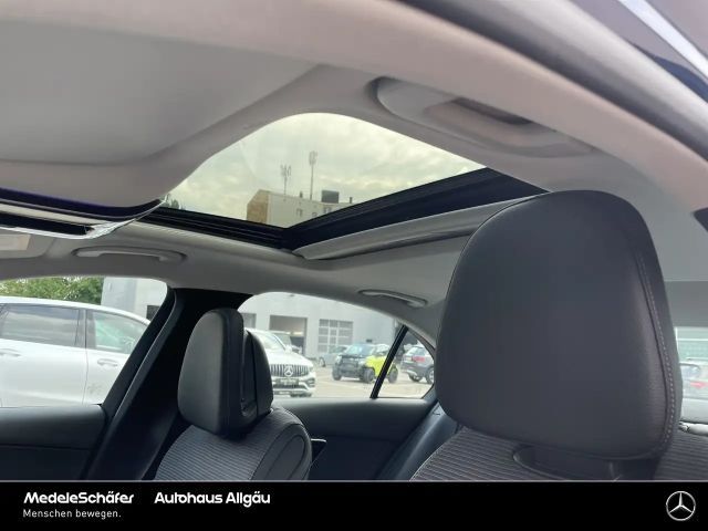 Mercedes-Benz C 180 AVANTGARDE C 180 d Sedan