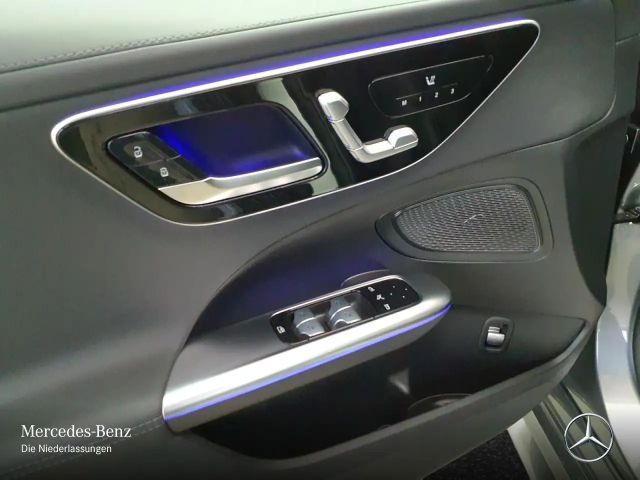 Mercedes-Benz C 180 AMG Line Sedan