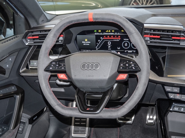 Audi RS3 Quattro S-Tronic Sedan