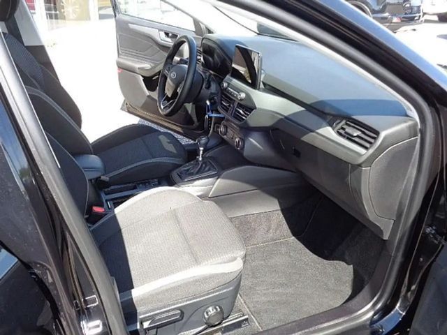 Ford Focus Traveller 1,5 EcoBlue *LED *NAVI