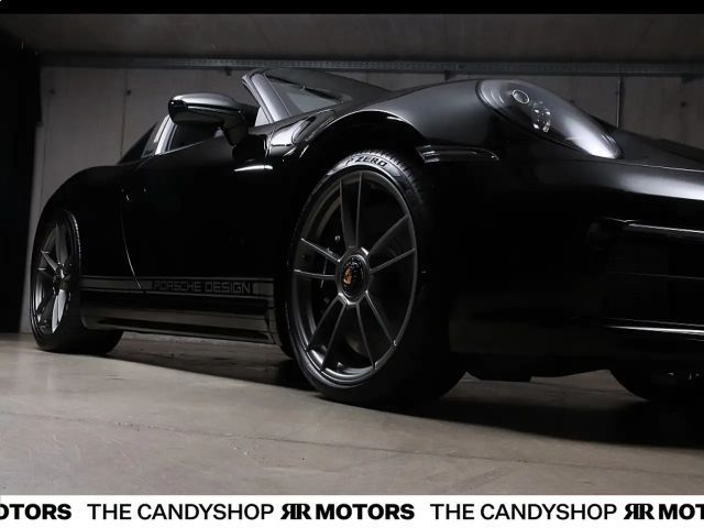 Porsche 911 4 Cabrio GTS Targa