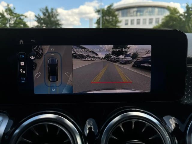 Mercedes-Benz GLB 200 AMG Line