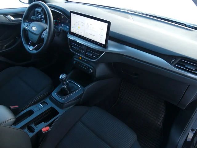 Ford Focus Titanium Wagon