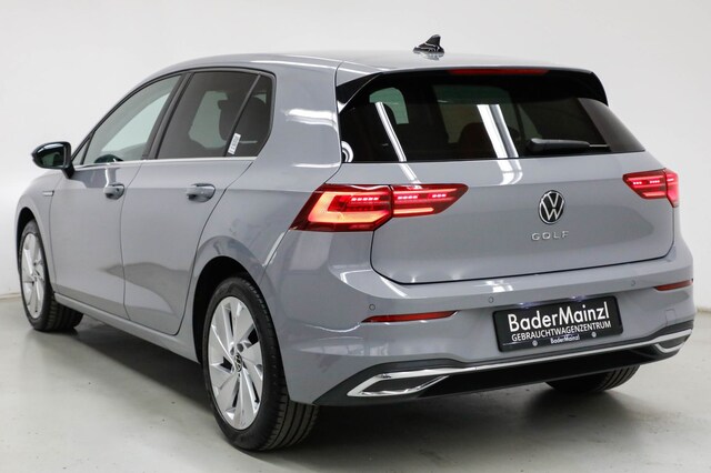 Volkswagen Golf 2.0 TSI DSG Style