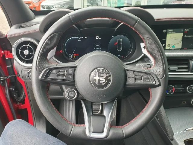 Alfa Romeo Stelvio Q4