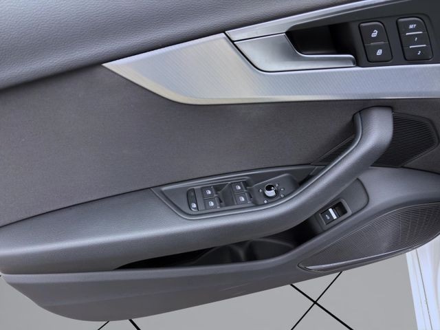 Audi A4 40 TDI Avant S-Line S-Tronic